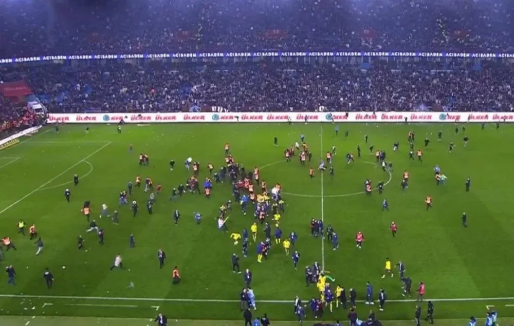 Trabzonspor - Fenerbahçe maçının ardından ortalık karıştı