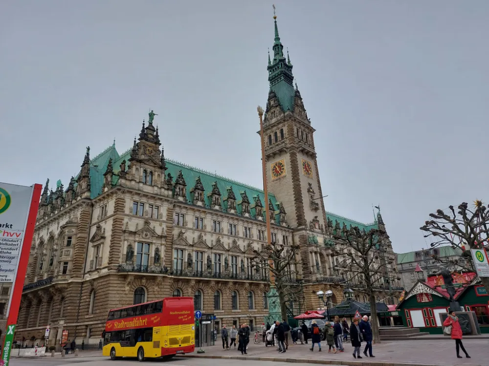 Hamburg Senatosu, Mülteci Konaklama Tesisleri İçin Yeni Yasa Tasarısını Onayladı