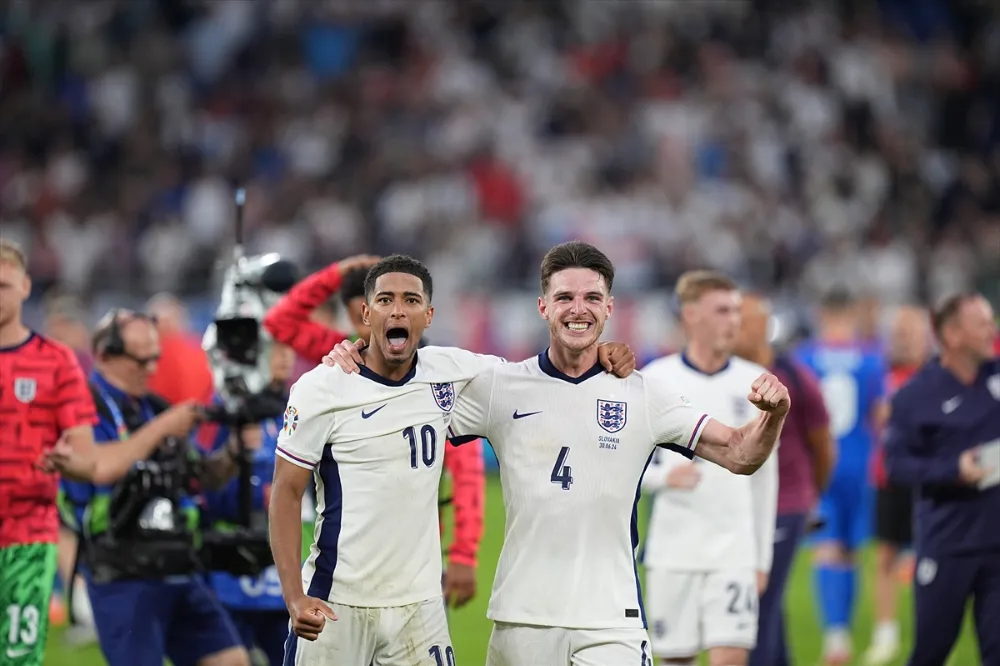İngiltere: 2 - Slovakya: 1 - İngiltere, çeyrek finale yükselerek İsviçre