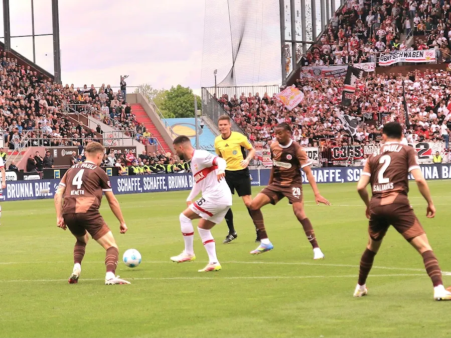 0:2 in Stuttgart – St. Pauli İlk Mağlubiyetini Aldı