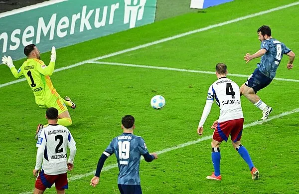 HSV ve Schalke Puanları Paylaştı: 2-2