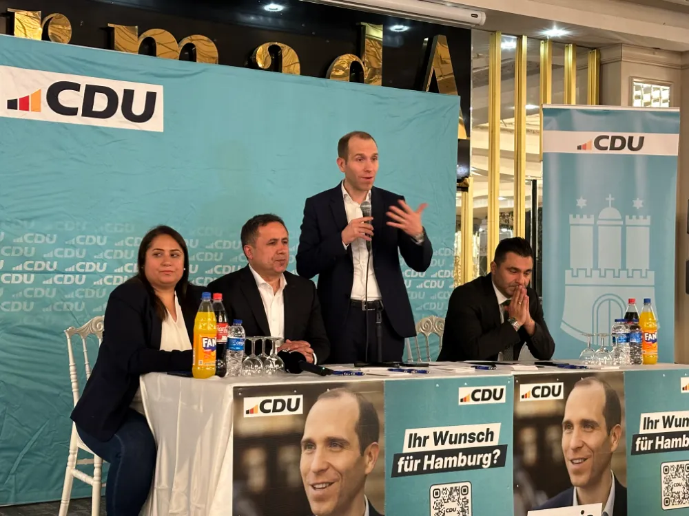 CDU Parti Başkanı Dennis Therring: Hamburg, Almanya