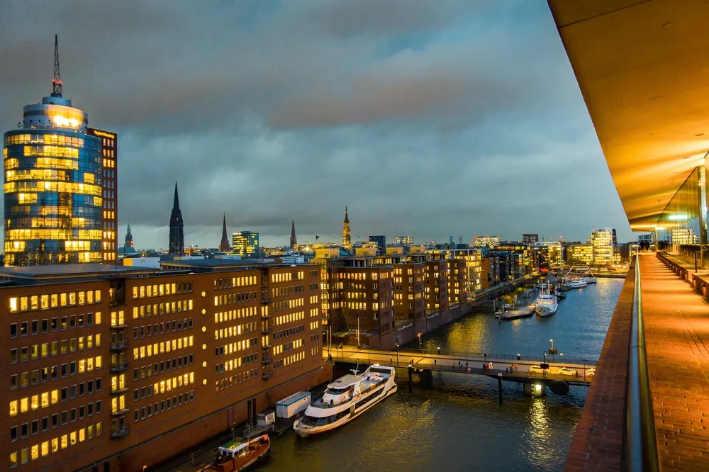 Hamburg’un Güçlü Yarınlarına Sosyal Dokunuş