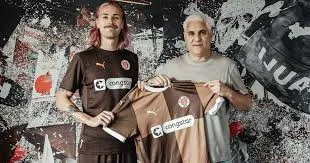 FC St. Pauli, Jackson Irvine ile Sözleşme Yeniledi