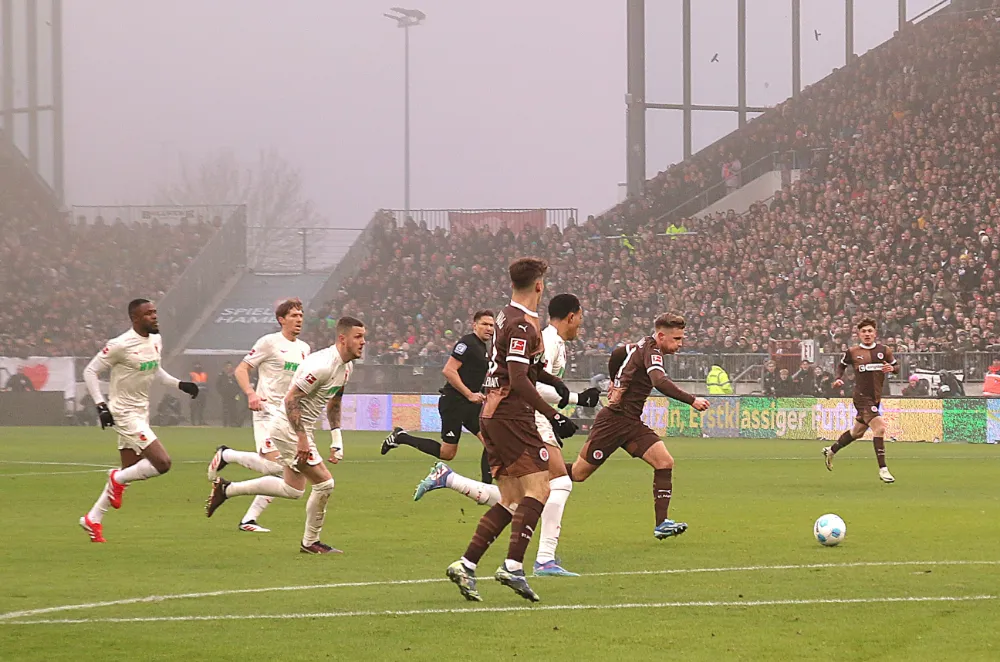 St. Pauli, Augsburg karşısında 3. galibiyetini kaçırdı, maç 1-1 berabere tamamlandı