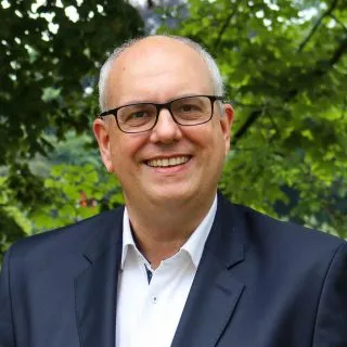 Bremen Belediye Başkanı Andreas Bovenschulte, İstanbul’da düzenlenecek Almanya-Türkiye Kardeş Şehirler Konferansı’na katılıyor. 