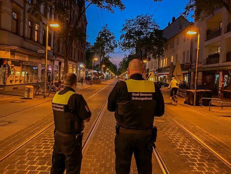 Hannover’de Dört Semtte Semt Güvenliği Temsilcileri Göreve Başladı