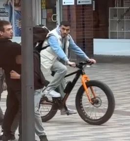 Hamburg’da Kanlı Girişim: Olay Anı Görüntülendi, Tanıklar Nerede?