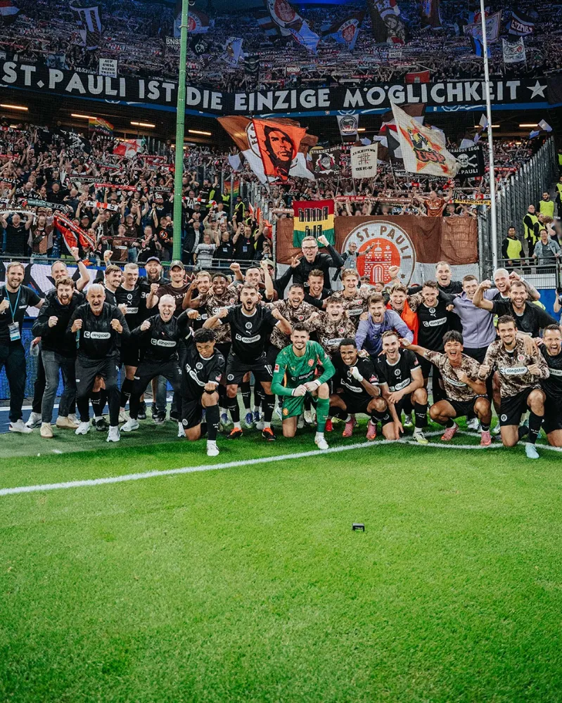 St. Pauli’den Tarihi Zafer: Derbide HSV’yi 2-0 Mağlup Etti