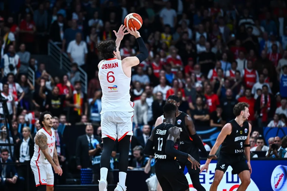 A Milli Basketbol Takımı, Avrupa ikincisi oldu